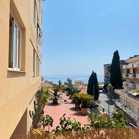 Casa Ornella * Varazze